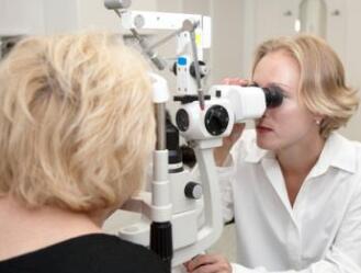 怎样挑选眼镜架？