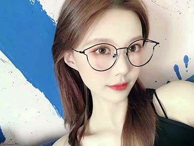 德州眼镜学习，正确使用眼药水才能做到缓解眼睛疲劳