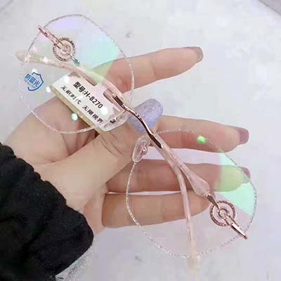 聊城▲东营验光配镜师培训品牌眼镜店员工培训资料话术1-10