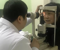 聊城验光师指导裂隙灯显微镜的操作步骤