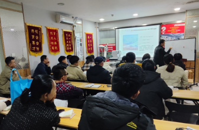 近视眼眼镜戴久了会影响眼睛的美感吗？