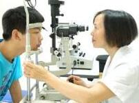 短期精修-黄岛区正真视光技术咨询中心_山东德州验光师培训学校★正真视光★东营_滨州_聊城眼镜店验光配镜师技术培训班+资格证考试